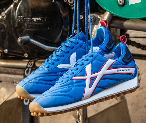 Blue Americanino retro sneakers with white and red details, casual men’s shoes with classic sporty design.